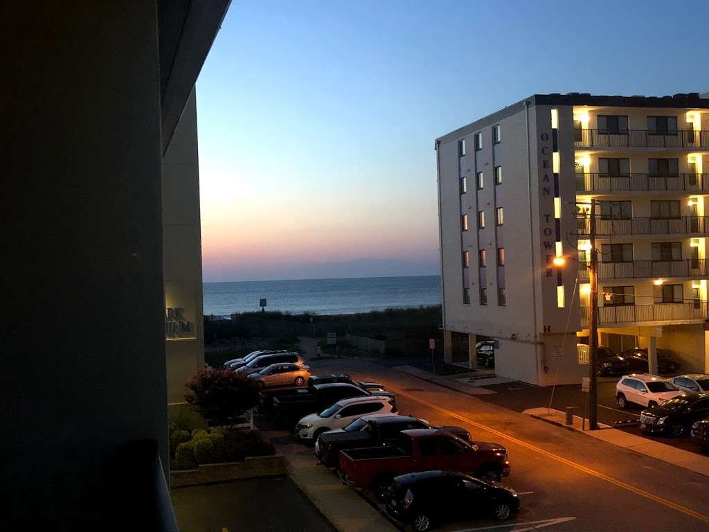 The Beachmark Motel | 7300 Coastal Hwy, Ocean City, MD 21842, USA | Phone: (410) 524-7300