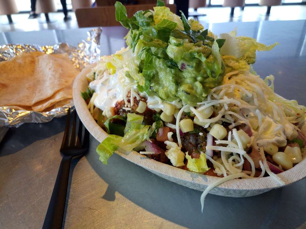Chipotle Mexican Grill | 4095 S Carrier Pkwy, Grand Prairie, TX 75052, USA | Phone: (972) 400-4243