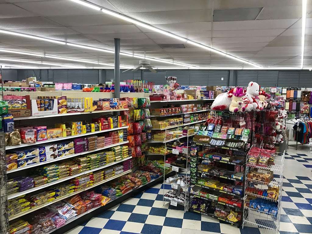 Less Or More Dollar Store | 4906 Harrisburg Blvd, Houston, TX 77011, USA | Phone: (713) 923-9974