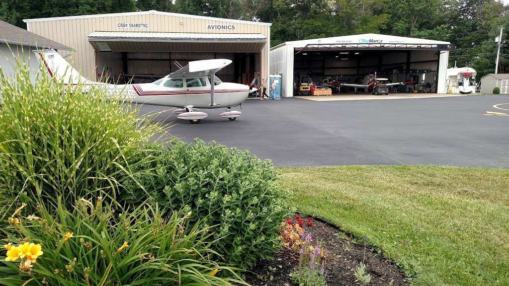 Sky Manor Air Repair and Avionics | 48 Sky Manor Rd, Pittstown, NJ 08867, USA | Phone: (908) 996-0541