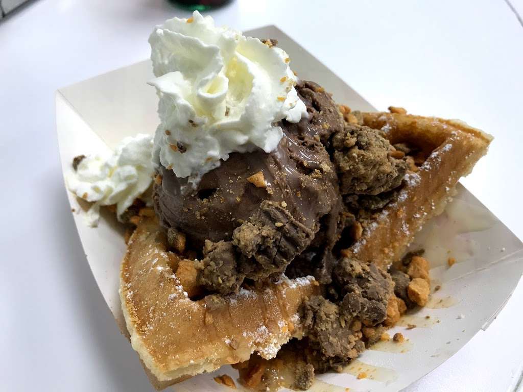 Lucys Waffles & Ice Cream | 6070 S Rainbow Blvd #6, Las Vegas, NV 89118, USA | Phone: (702) 847-8699