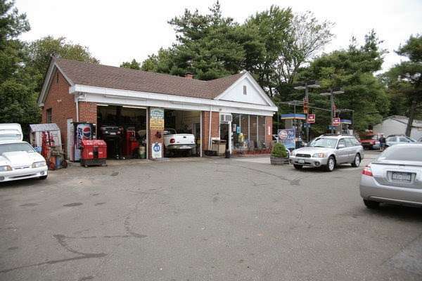 Robs Auto Care Inc | 2055 Boston Post Rd, Larchmont, NY 10538 | Phone: (914) 834-7770