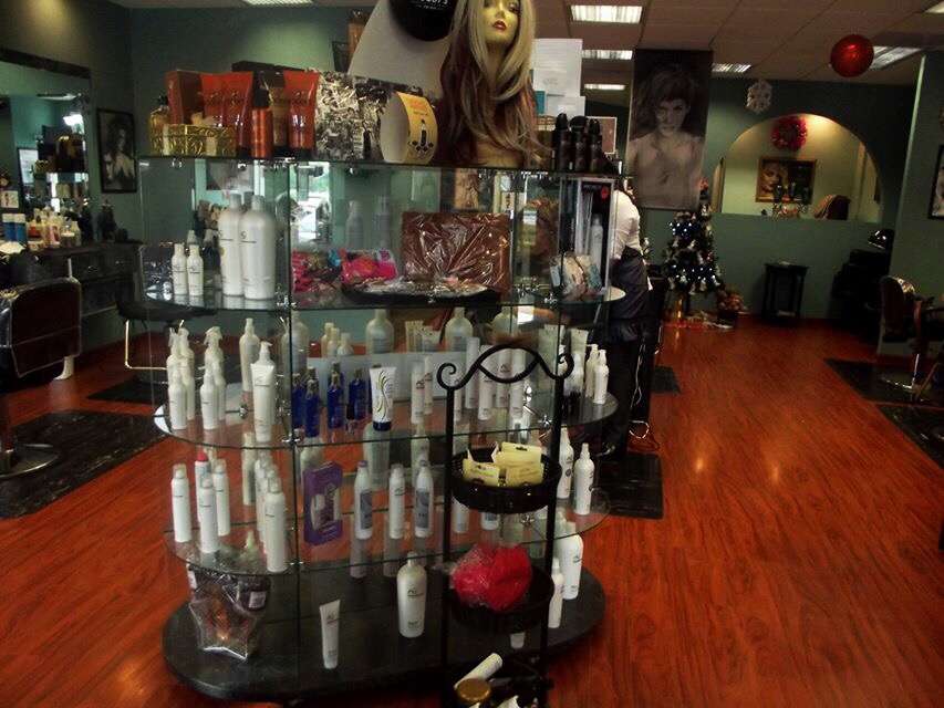 Mystique Color Salon | 8303 River Run Rd, Frederick, MD 21701, USA | Phone: (301) 662-0212