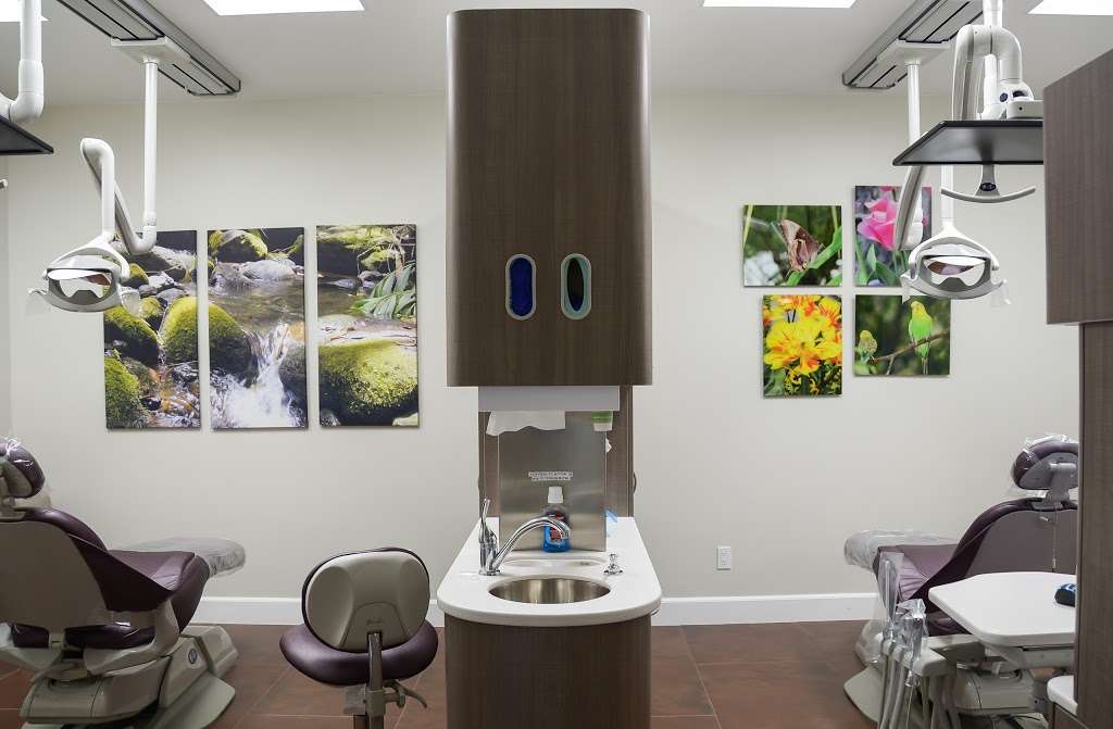 Floss & Gloss Dental | Best Dentist in Fountain Valley CA | 10542 W McFadden Ave, Garden Grove, CA 92843 | Phone: (714) 531-4531