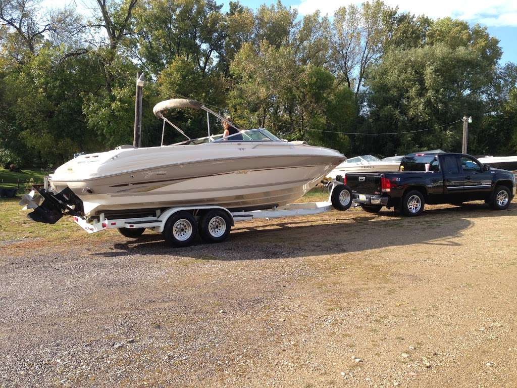 Gordys Lakefront Marine | 36 US-12, Fox Lake, IL 60020, USA | Phone: (847) 629-4300