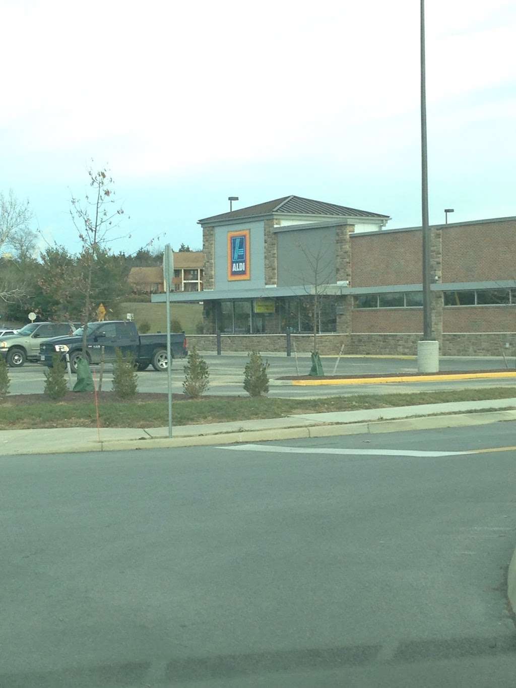 ALDI | 134 Riverton Commons Dr, Front Royal, VA 22630 | Phone: (855) 955-2534