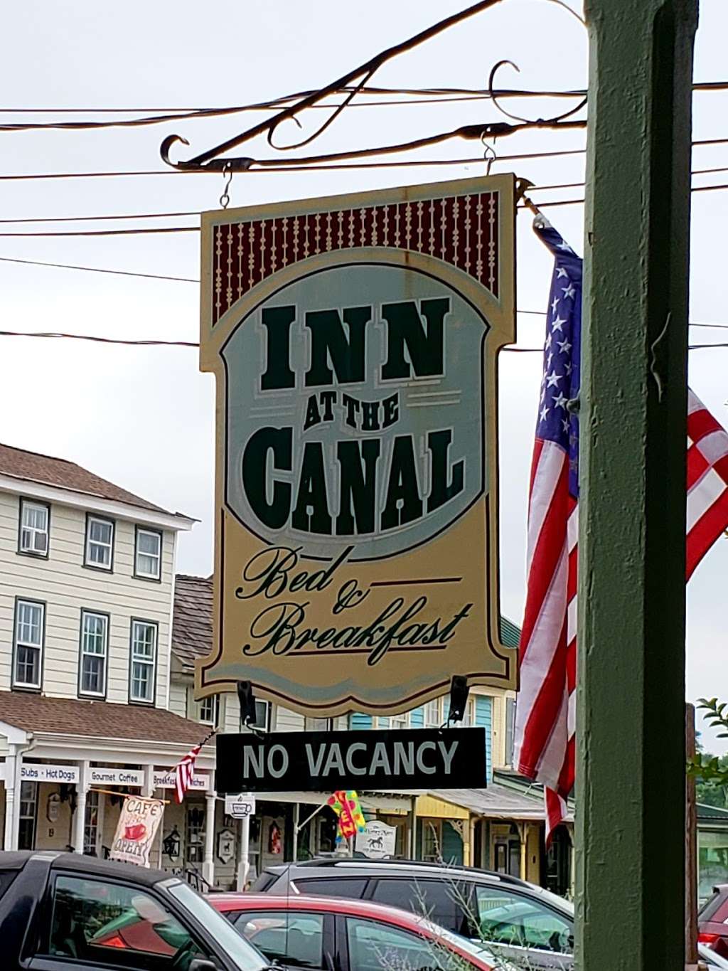 Inn at the Canal | 104 Bohemia Ave, Chesapeake City, MD 21915 | Phone: (410) 885-5995