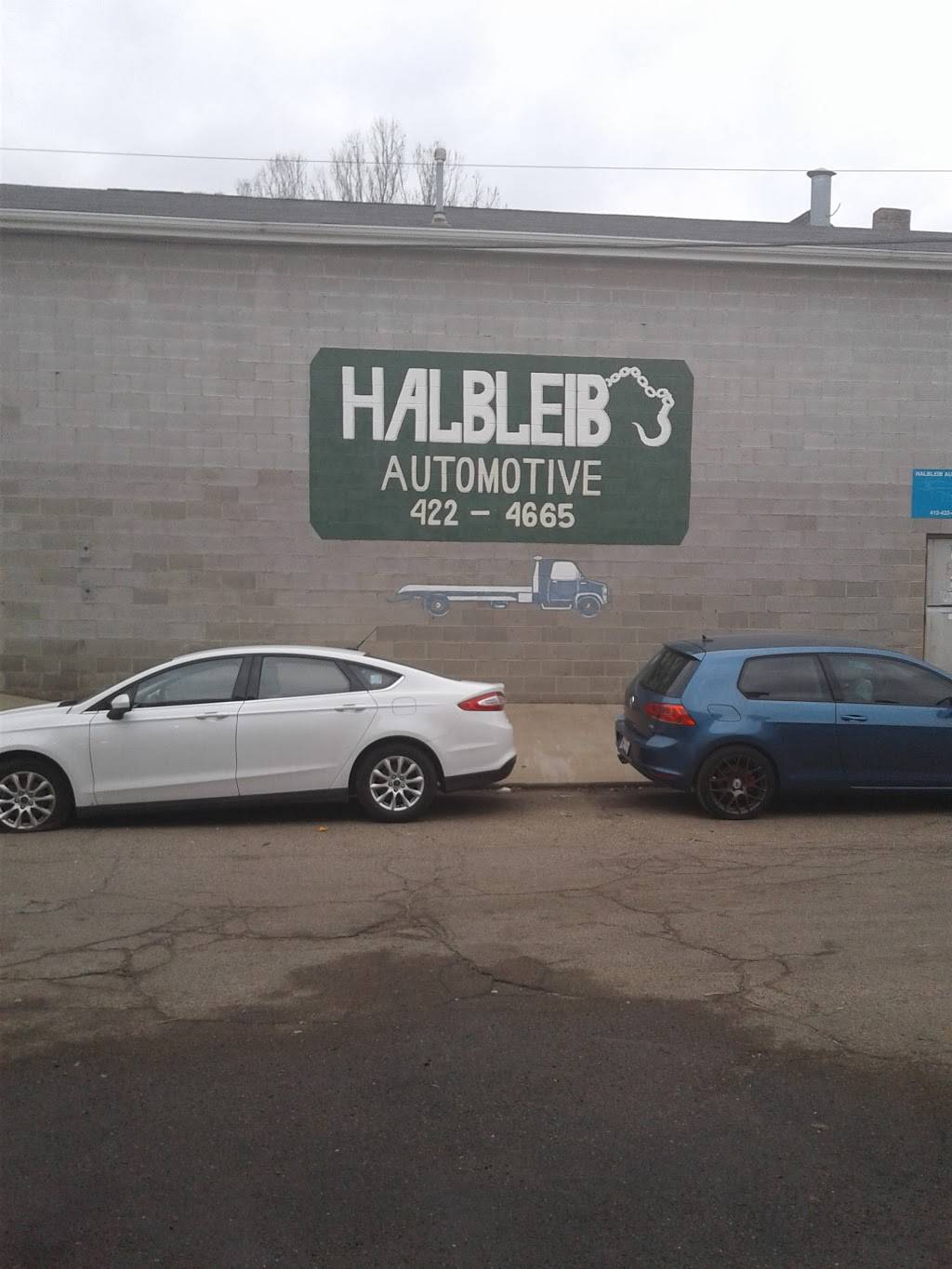 Halbleibs Auto Body | 530 Courtland St, Pittsburgh, PA 15207, USA | Phone: (412) 422-4665