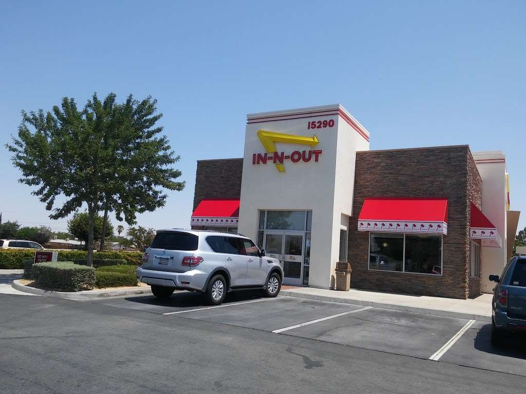 In-N-Out Burger | 15290 Civic Dr, Victorville, CA 92394, USA | Phone: (800) 786-1000