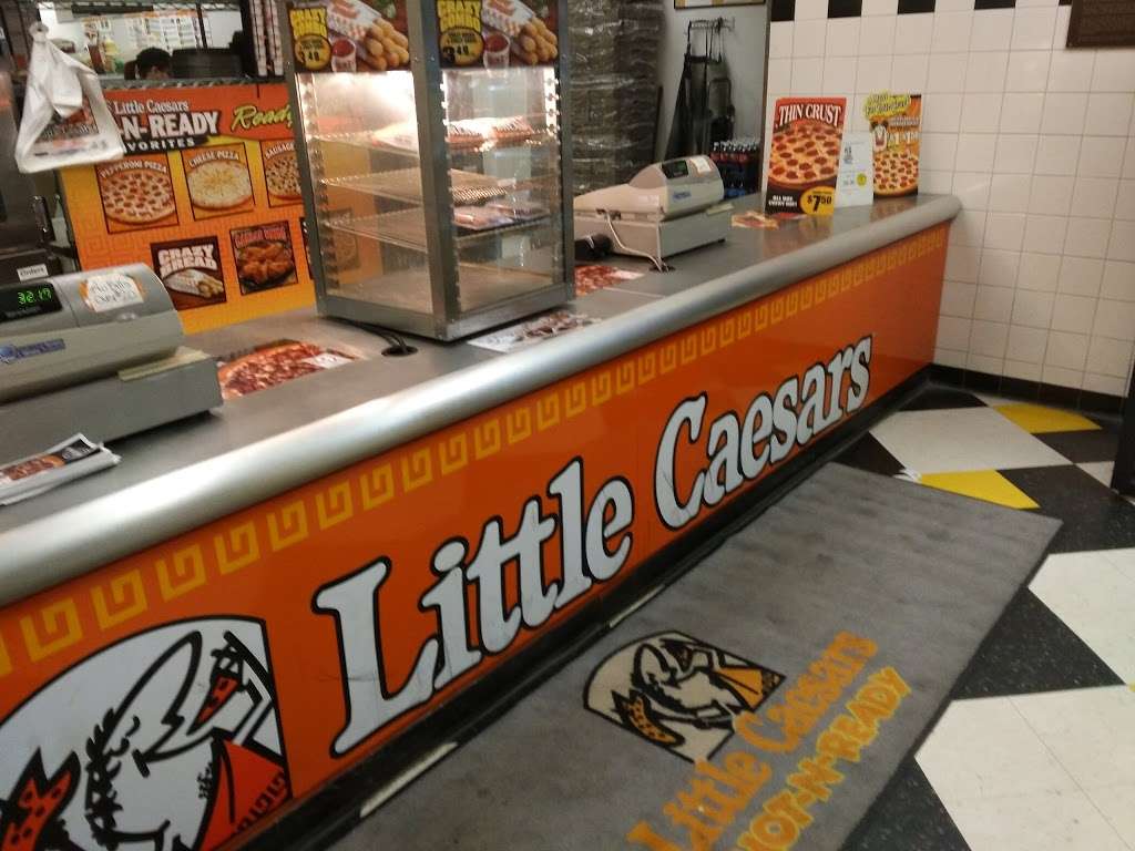 Little Caesars Pizza | 1400 Dexter St Suite B, Fort Lupton, CO 80621 | Phone: (303) 857-7978