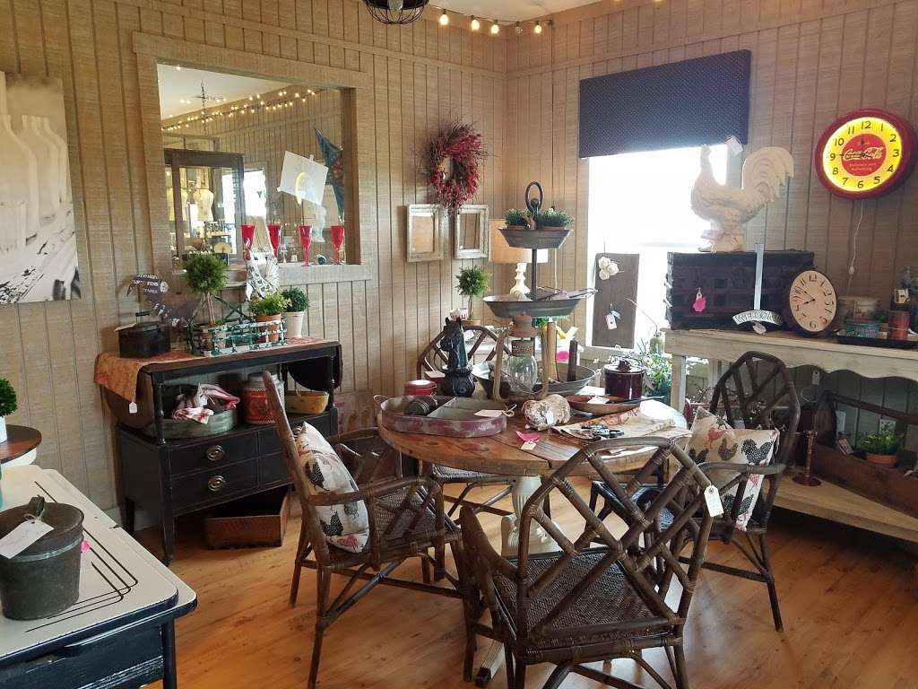 Rust and Feathers | 14928 James Monroe Hwy, Leesburg, VA 20176, USA | Phone: (703) 737-6700