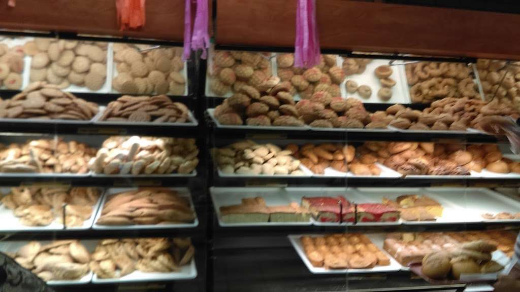 El Paso Bakery | 156 Enterprise St, Sterling, VA 20164, USA | Phone: (703) 430-4634