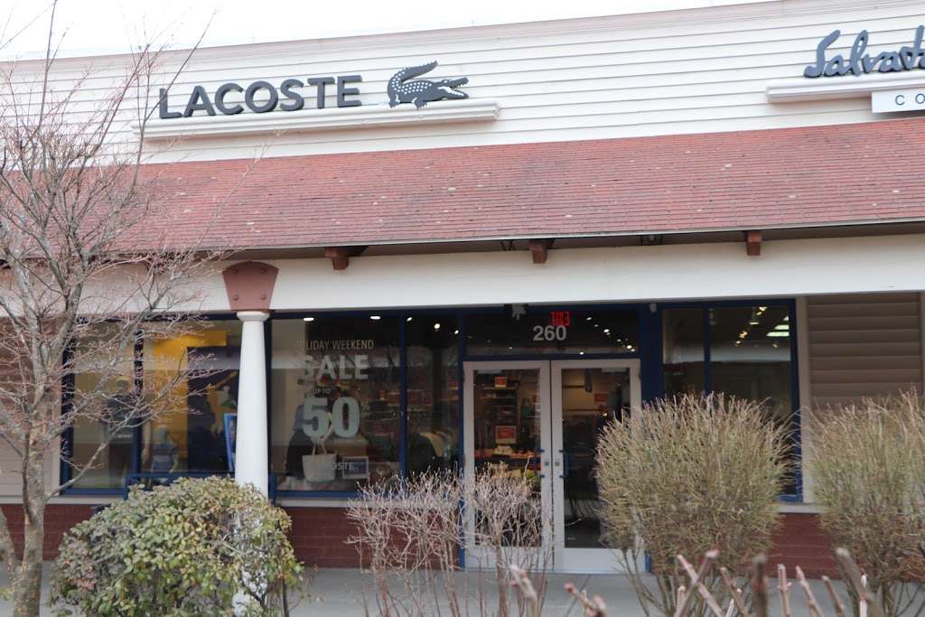 Lacoste | 1 Premium, Outlet Blvd Suite 260, Wrentham, MA 02093, USA | Phone: (508) 384-8095