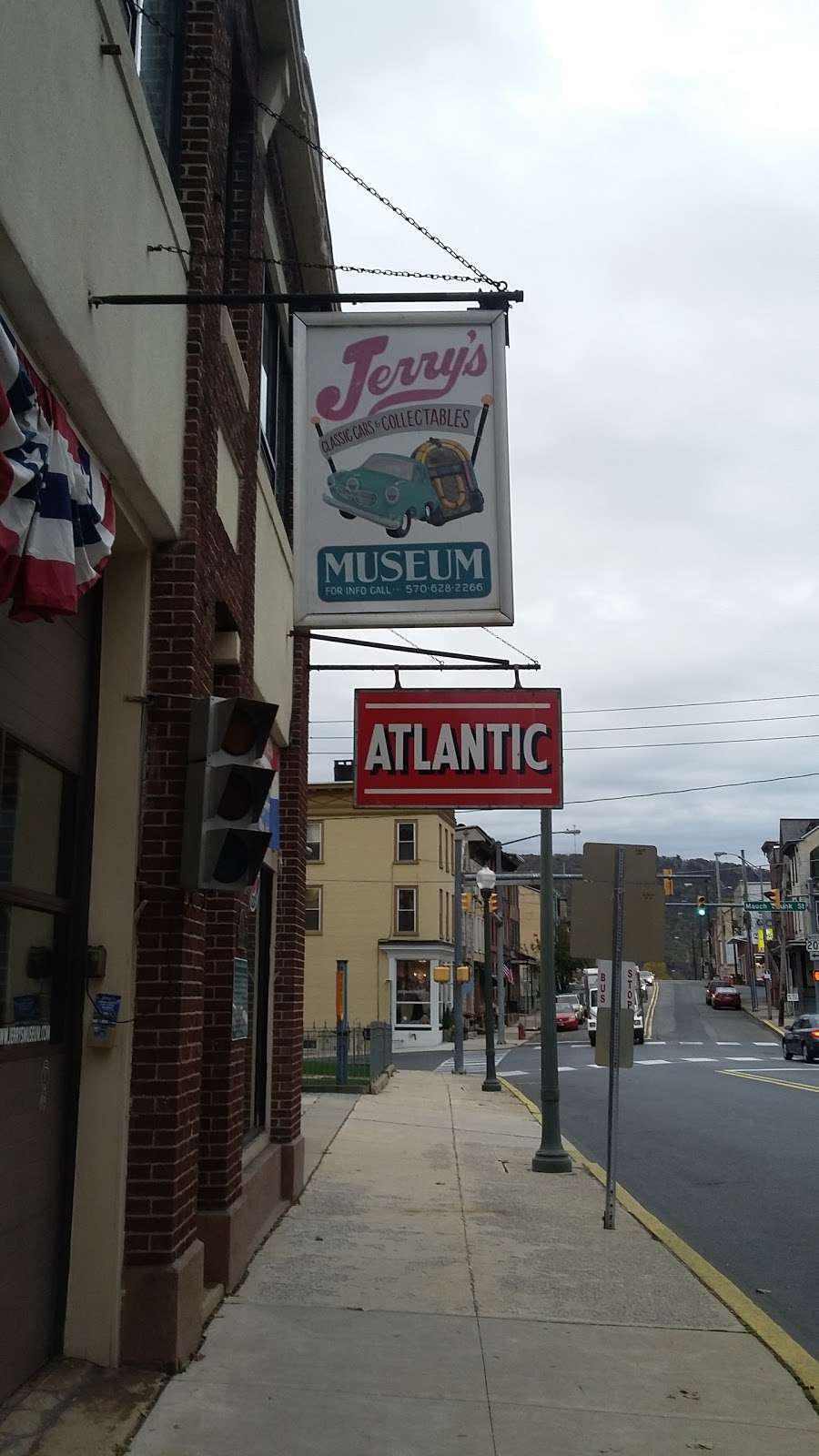 Jerrys Classic Cars & Collectibles | 394 S Centre St, Pottsville, PA 17901, USA | Phone: (570) 628-2266