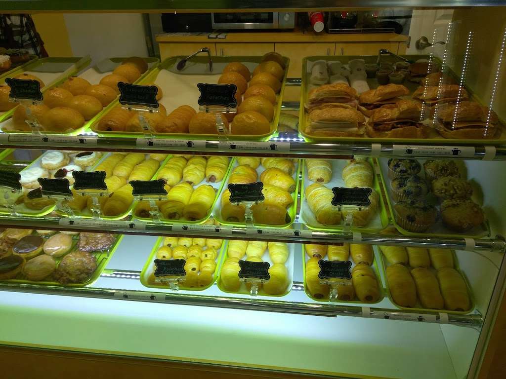 Fresh Donuts | 3503 S Sam Houston Pkwy E, Houston, TX 77047, USA | Phone: (832) 623-6465