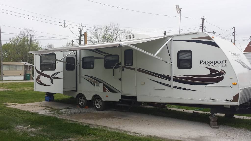 Safari RV Park | 5110 Collinsville Rd, East St Louis, IL 62201, USA | Phone: (618) 271-0955