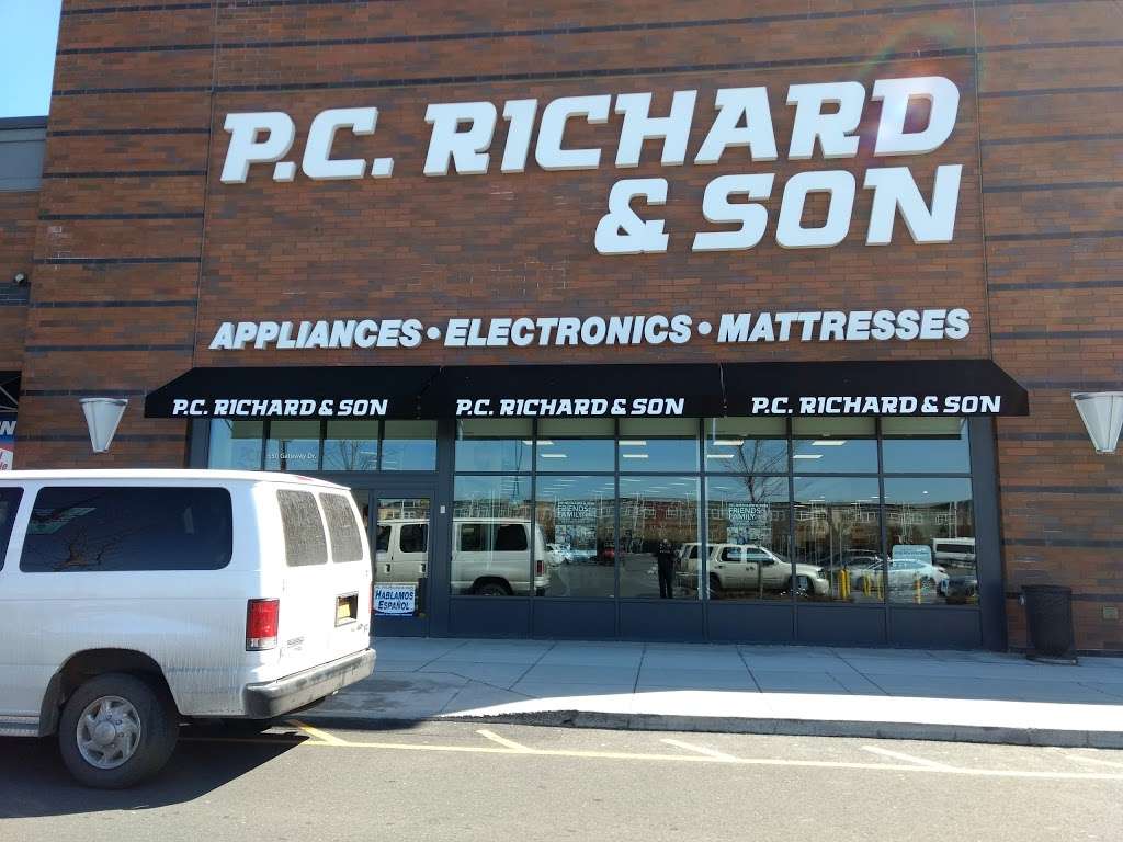 P.C. Richard & Son | 550 Gateway Dr, Brooklyn, NY 11239, USA | Phone: (347) 296-8724