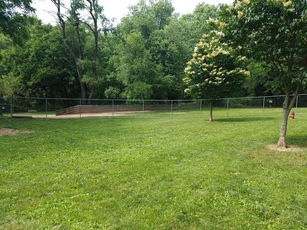 MonDaug Bark Park | 1130 Camp Hill Rd, Fort Washington, PA 19034, USA | Phone: (215) 643-1600