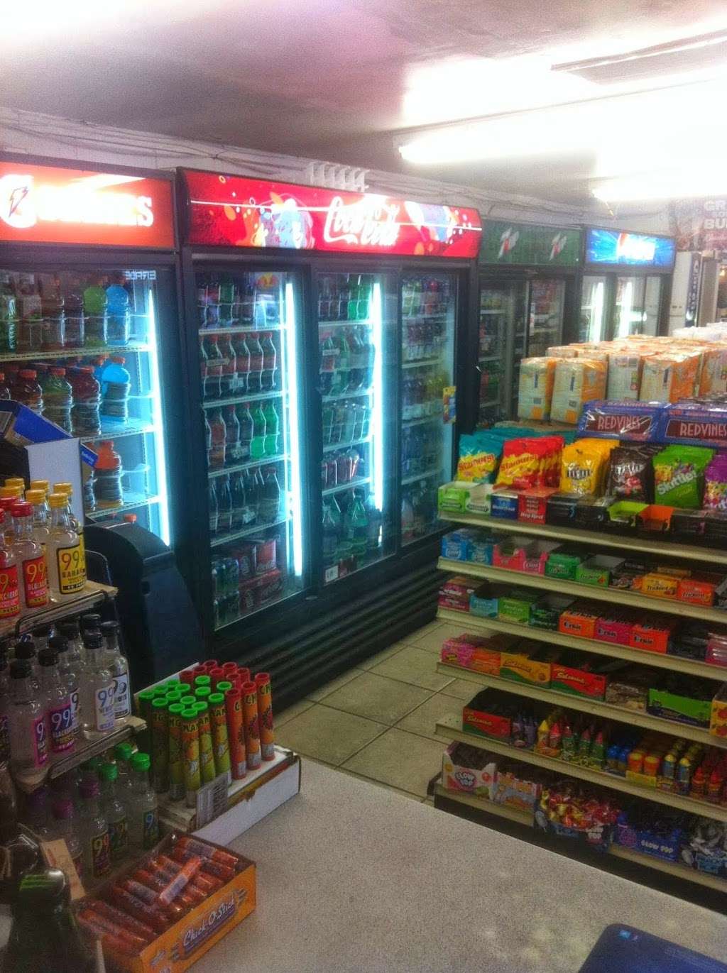 Desert Market | 12123 Central Rd, Apple Valley, CA 92308, USA | Phone: (760) 247-3347