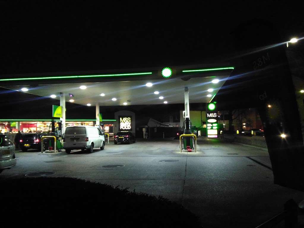 BP | Green Wrythe Ln, Carshalton SM5 2DR, UK | Phone: 020 8669 8304