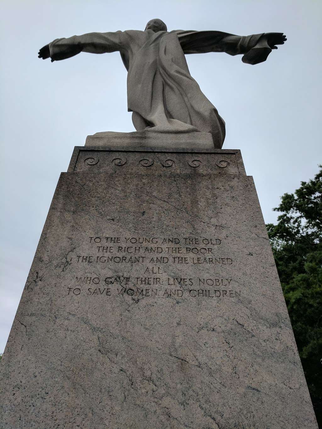 Titanic Memorial | Washington, DC 20005, USA | Phone: (202) 354-2211