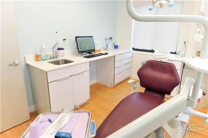 Family Dental of Bayside | 58 - 47 Francis Lewis Blvd #106, Flushing, NY 11364, USA | Phone: (718) 303-2621