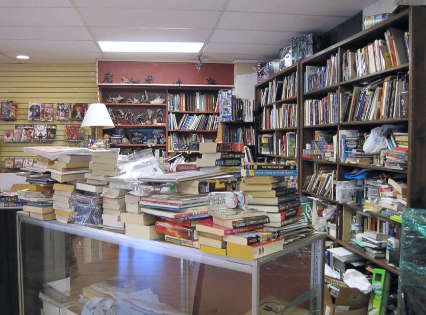 Galaxy of Books | 1704 7th Street, Winthrop Harbor, IL 60096, USA | Phone: (847) 872-3313