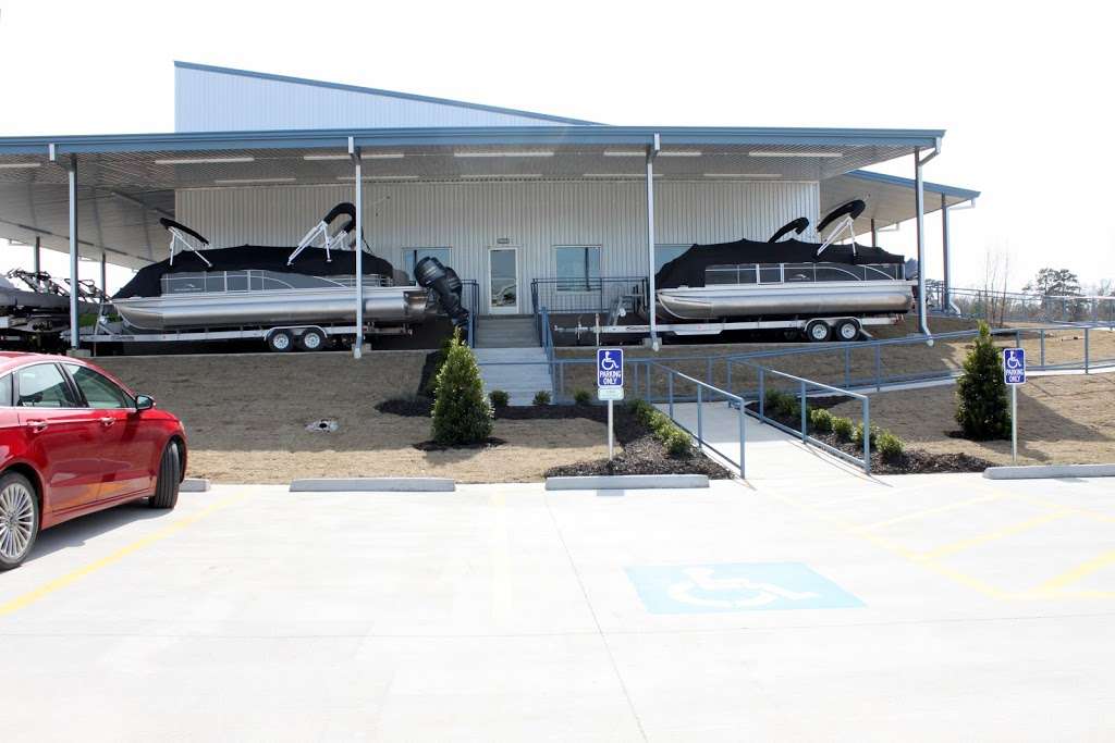 SMG Boats | 15096 Interstate 45 S, Conroe, TX 77384 | Phone: (936) 241-4698