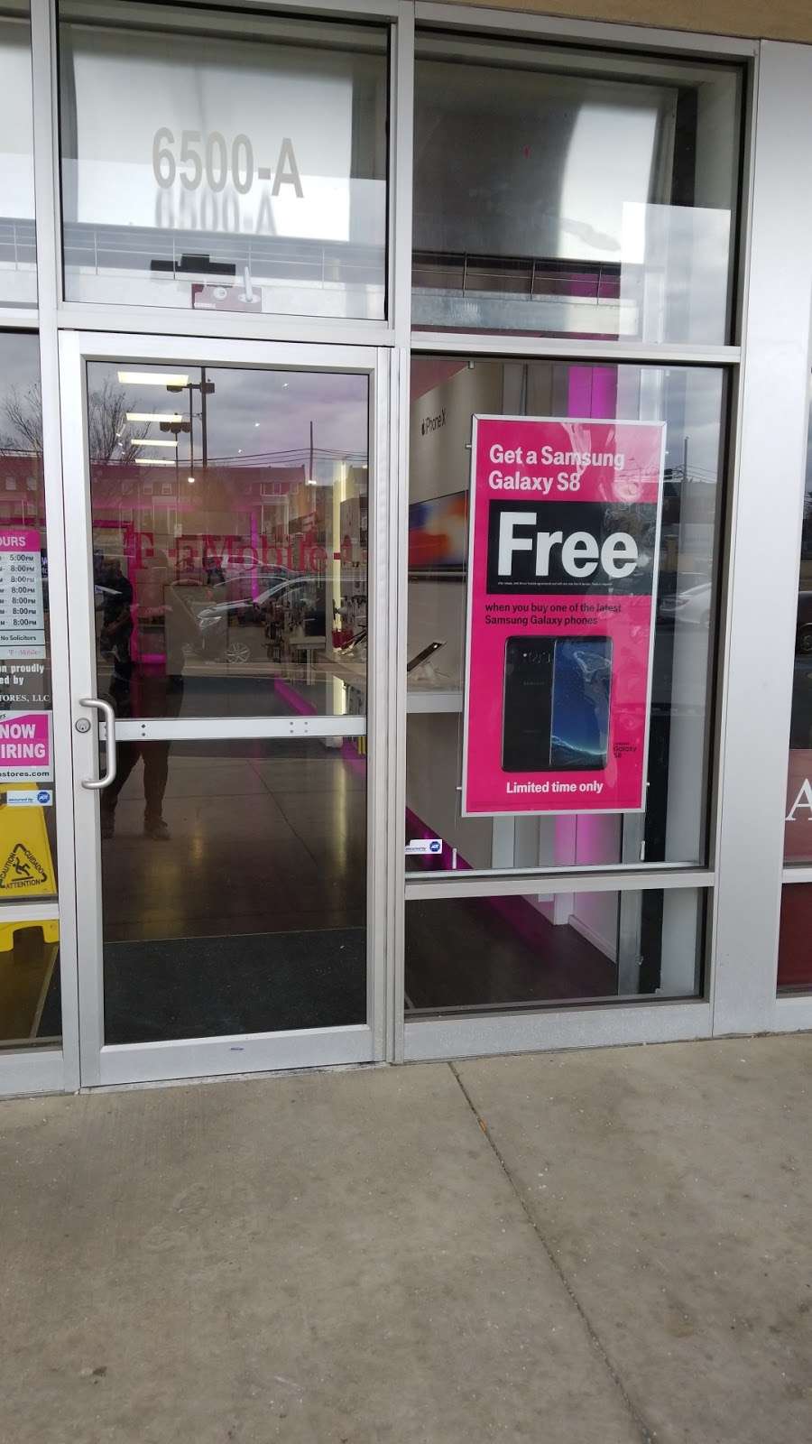T-Mobile | 6500 Eastern Ave Ste A, Baltimore, MD 21224, USA | Phone: (410) 633-1479