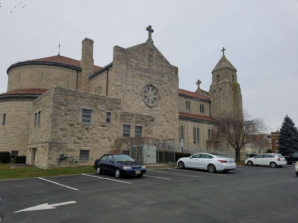 Holy Trinity Church, 315 Lawrie St, Perth Amboy, NJ 08861, USA