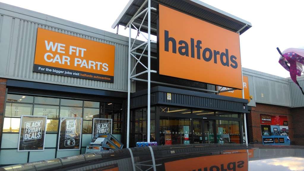 Halfords | C, Heron Retail Park, Miles Gray Rd, Basildon SS14 3AF, UK | Phone: 01268 280208