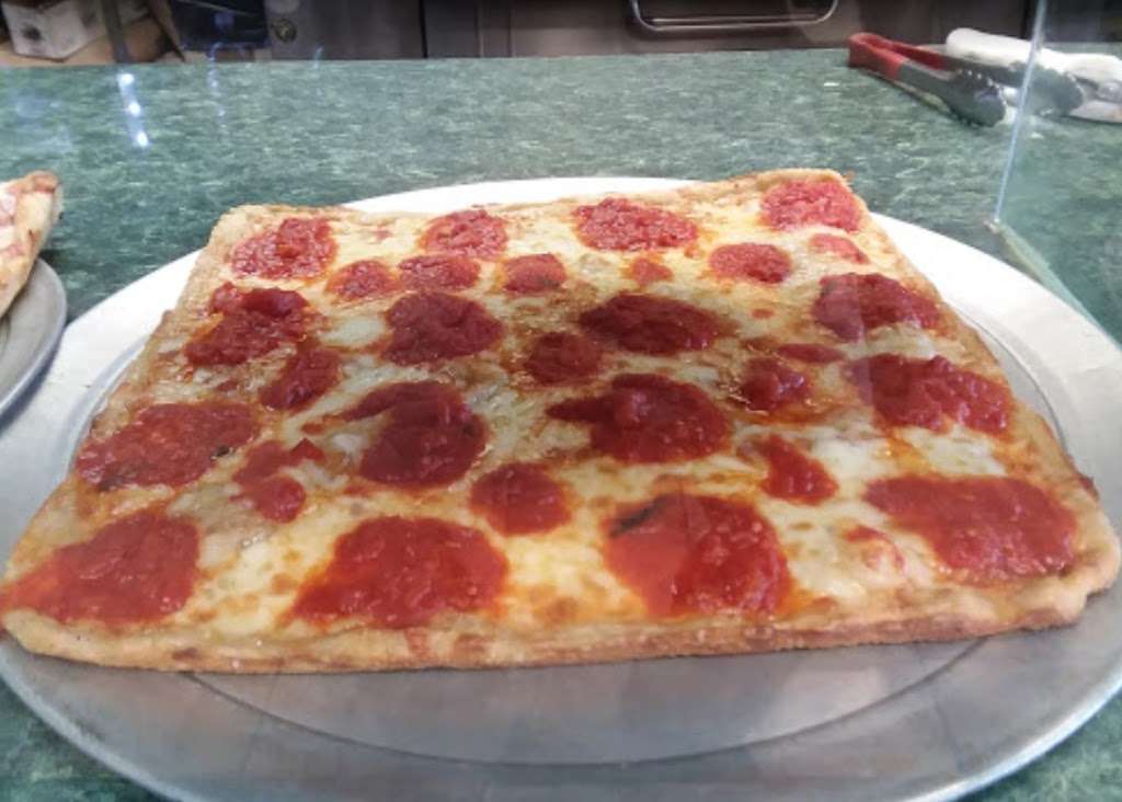 Gustoso Pizzeria | 340 W Jericho Turnpike, Huntington, NY 11743, USA | Phone: (631) 659-3111