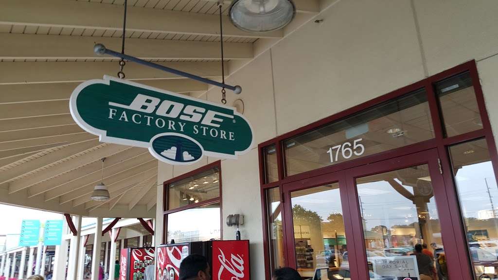 Bose | 36454 Seaside Outlet Dr Suite 1765, Rehoboth Beach, DE 19971, USA | Phone: (302) 226-1390