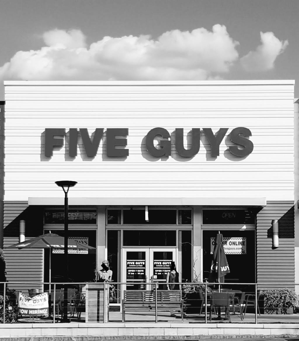 Five Guys | 43 Middlesex Turnpike, Burlington, MA 01803, USA | Phone: (781) 750-3152