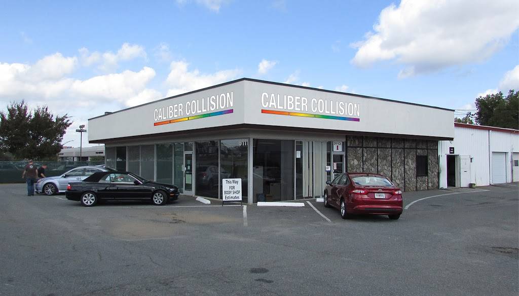 Caliber Collision | 6111 E Independence Blvd, Charlotte, NC 28212, USA | Phone: (704) 972-1972