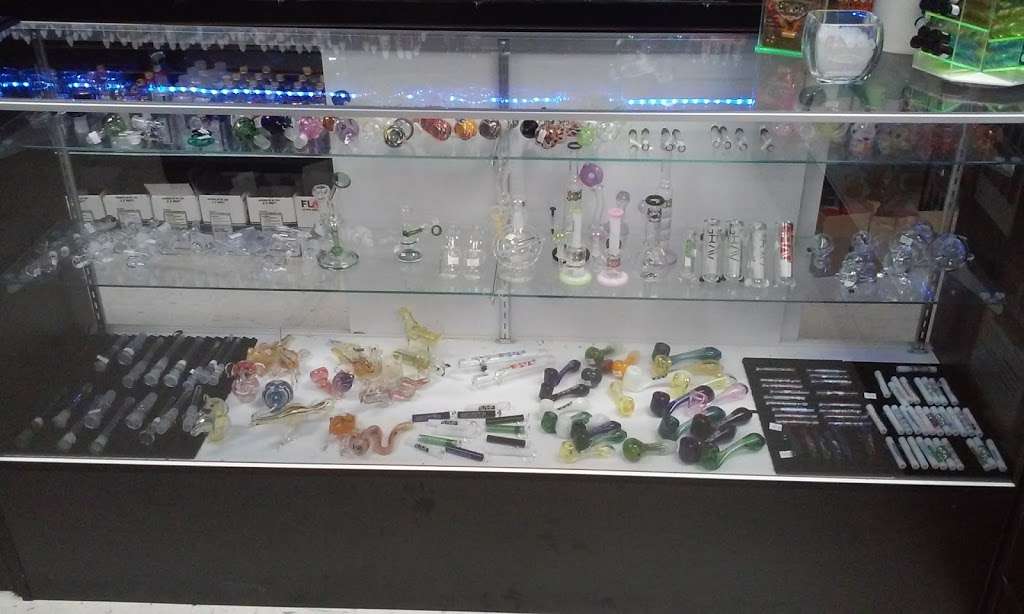 Happy Endingz Smoke Shop | 735 N General McMullen Dr, San Antonio, TX 78228, USA | Phone: (210) 719-9548