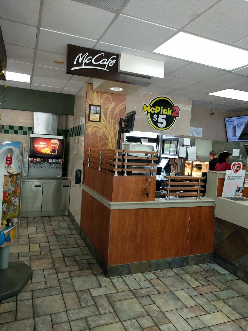 McDonalds | 15700 Woods Edge Rd, Colonial Heights, VA 23834, USA | Phone: (804) 524-9590