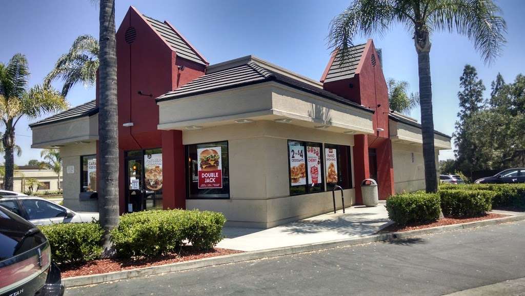 Jack in the Box | 2125 N Windsor Ave, Altadena, CA 91001, USA | Phone: (626) 791-0932