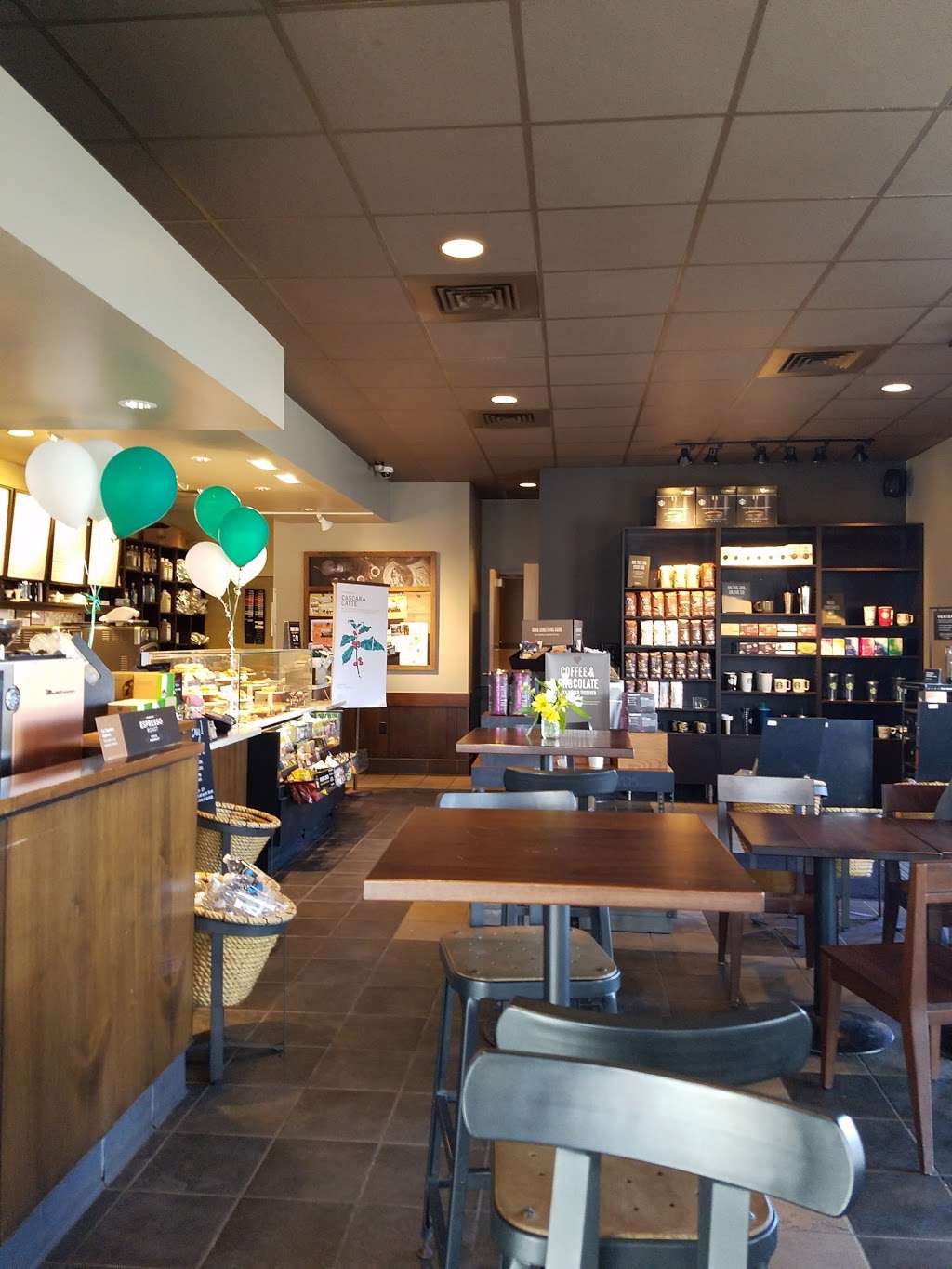 Starbucks | 6620 Monticello Rd, Shawnee, KS 66226, USA | Phone: (913) 441-0886