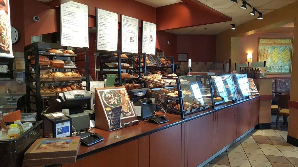 Panera Bread | 305 Waukegan Rd, Lake Bluff, IL 60044 | Phone: (847) 604-8451