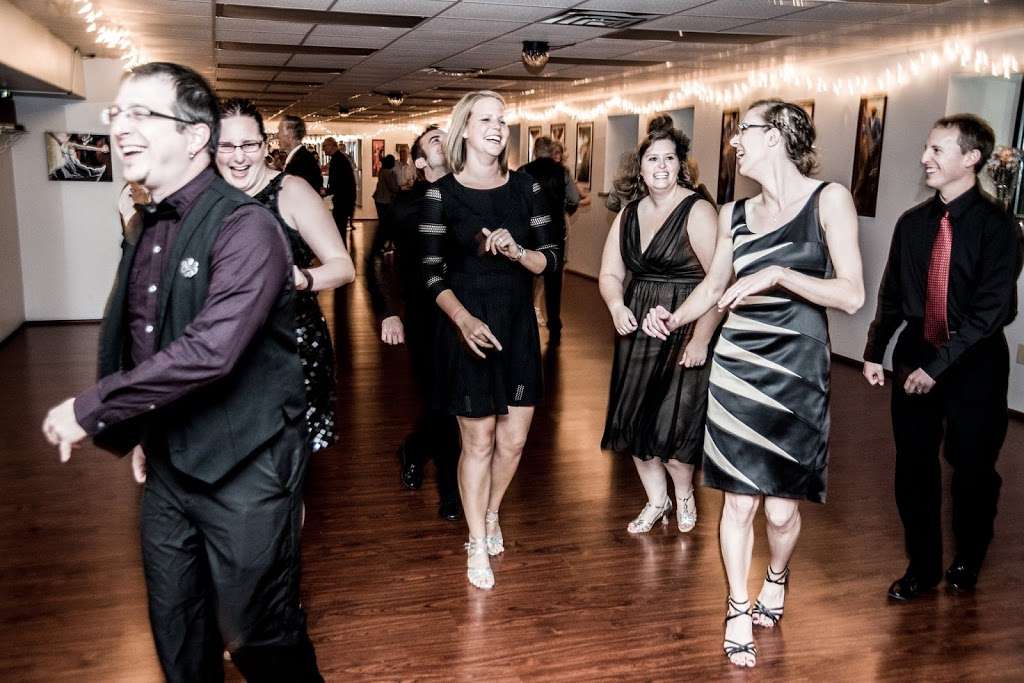 Social Style Dance Lessons | 3562 Hillside Dr, Delafield, WI 53018, USA | Phone: (414) 687-2222