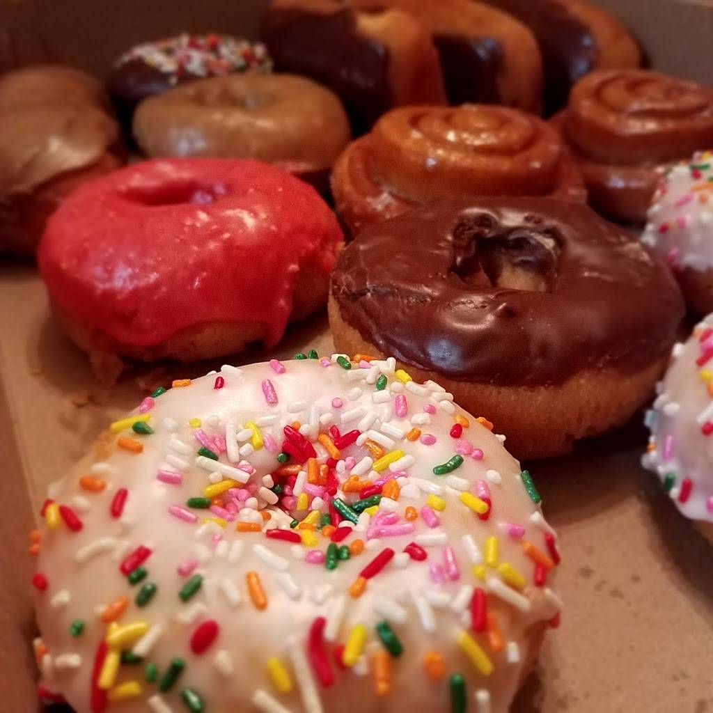 Bakery Corner Donuts | 1001 3rd Ave, Chula Vista, CA 91911, USA | Phone: (619) 420-5732