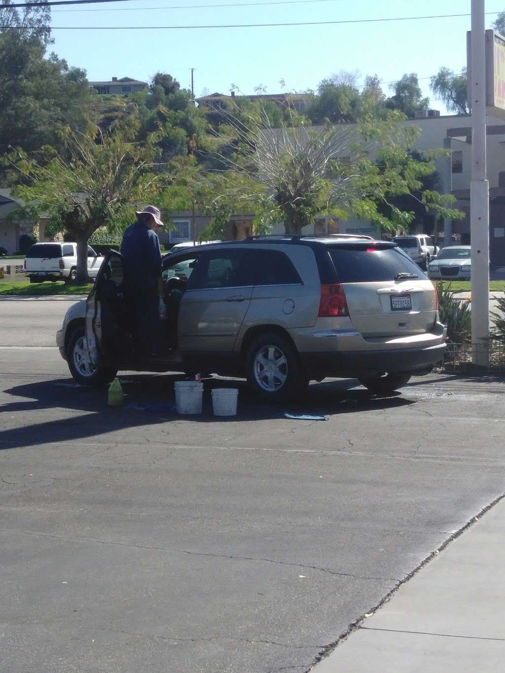 Happy Boy Car Wash | 1250 E Highland Ave, San Bernardino, CA 92404, USA | Phone: (909) 886-8808