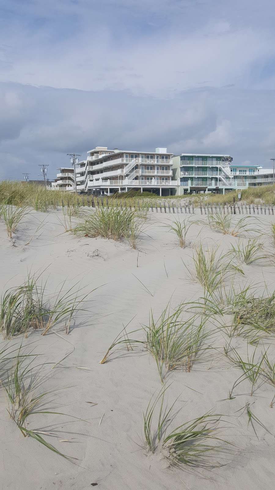 Summer Sands Condominiums | 8401 Atlantic Ave, Wildwood Crest, NJ 08260, USA | Phone: (609) 729-7878