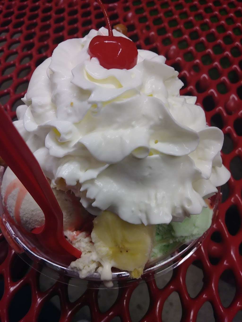 Brusters Real Ice Cream | 2450 FL-50, Clermont, FL 34711, USA | Phone: (352) 708-5851