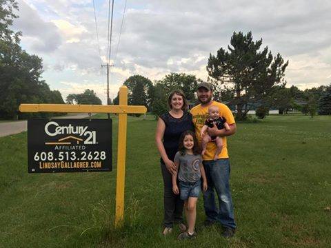 CENTURY 21 Affiliated | 2420 WI-138 Suite 103, Stoughton, WI 53589, USA | Phone: (608) 873-1626