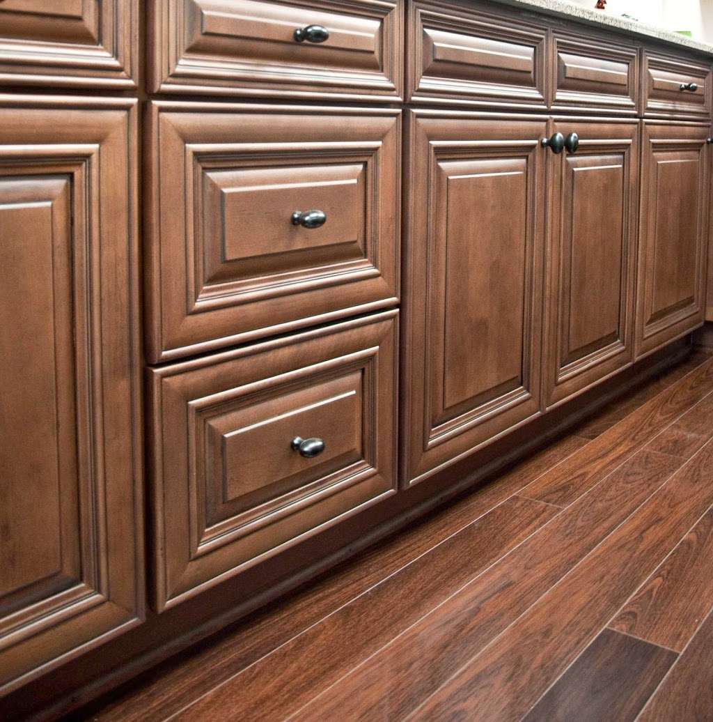 Carolina Heartwood Cabinetry | 1400 Ameron Dr, Charlotte, NC 28206, USA | Phone: (704) 940-1400