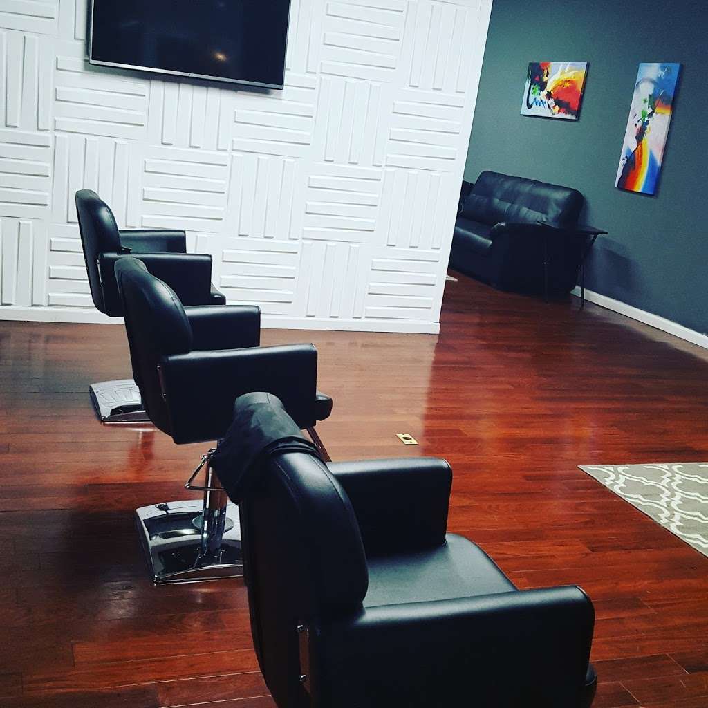 Quintessential Cuts | 24 S MacDade Blvd, Glenolden, PA 19036, USA | Phone: (484) 494-5104