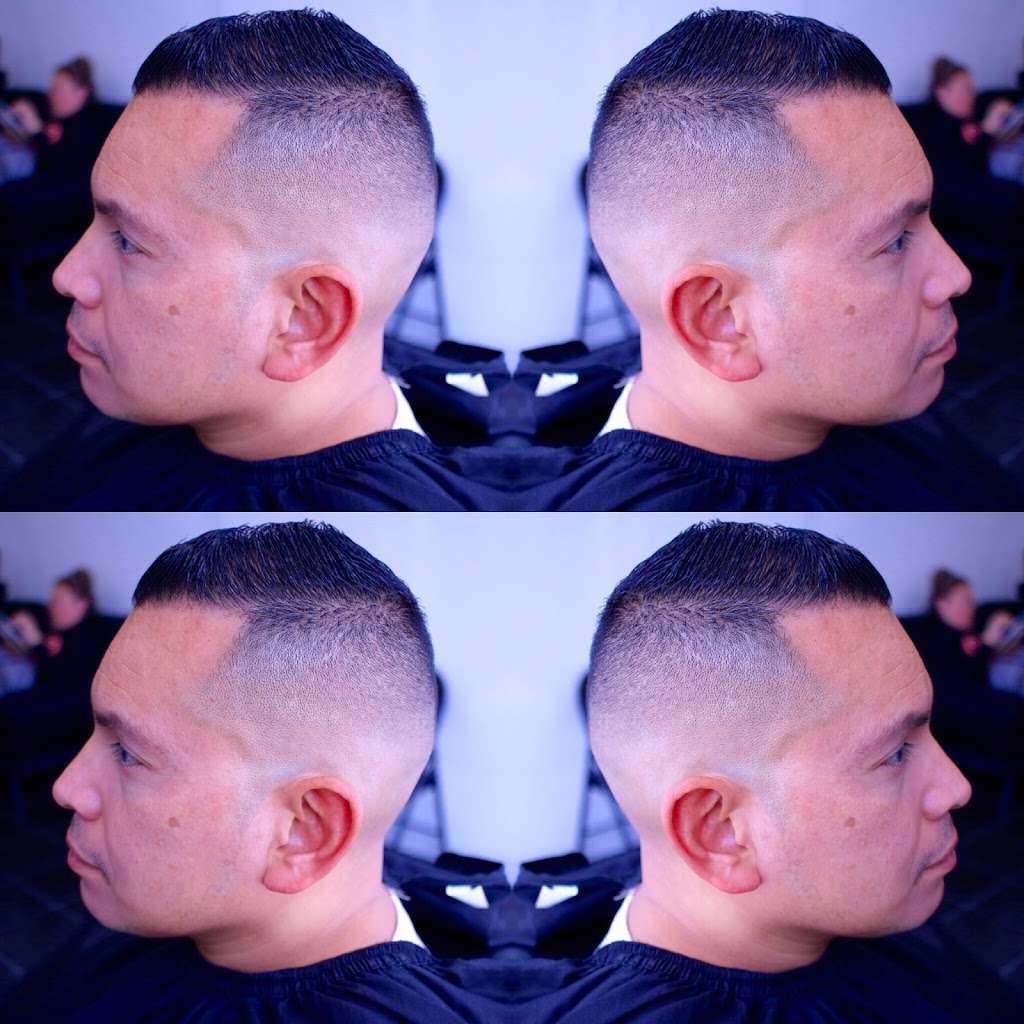 Mr. Trims Barbershop | 2047 Glenoaks Blvd, San Fernando, CA 91340, USA | Phone: (818) 698-4554