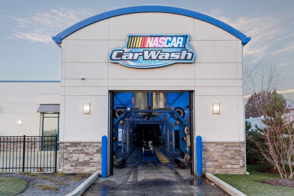 NASCAR Car Wash Joliet | 1801 IL-59, Plainfield, IL 60586, USA | Phone: (815) 280-5625